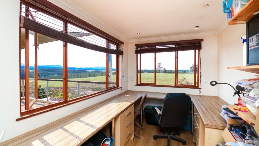 Commercial Property for Sale in Sedgefield Rural Western Cape